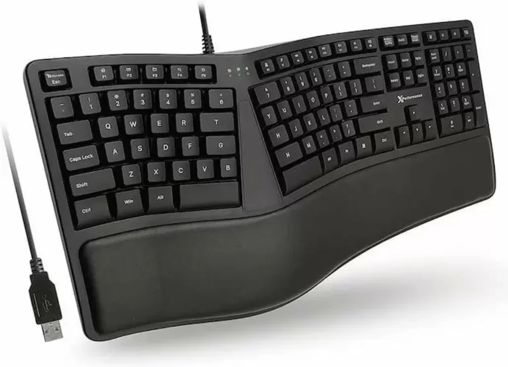 Teclado ergônomico preto com USB. 